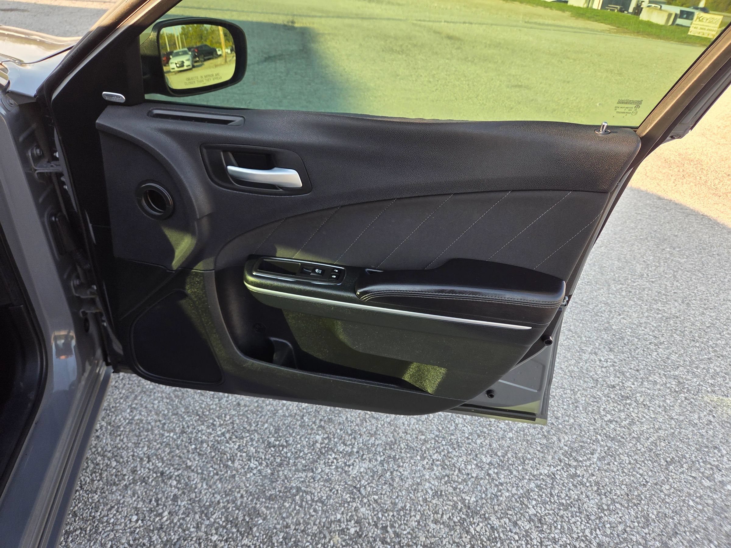 Used 2018 Dodge Charger SXT Plus RWD image 21