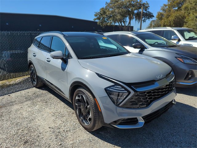 Used 2025 Kia Sportage SX