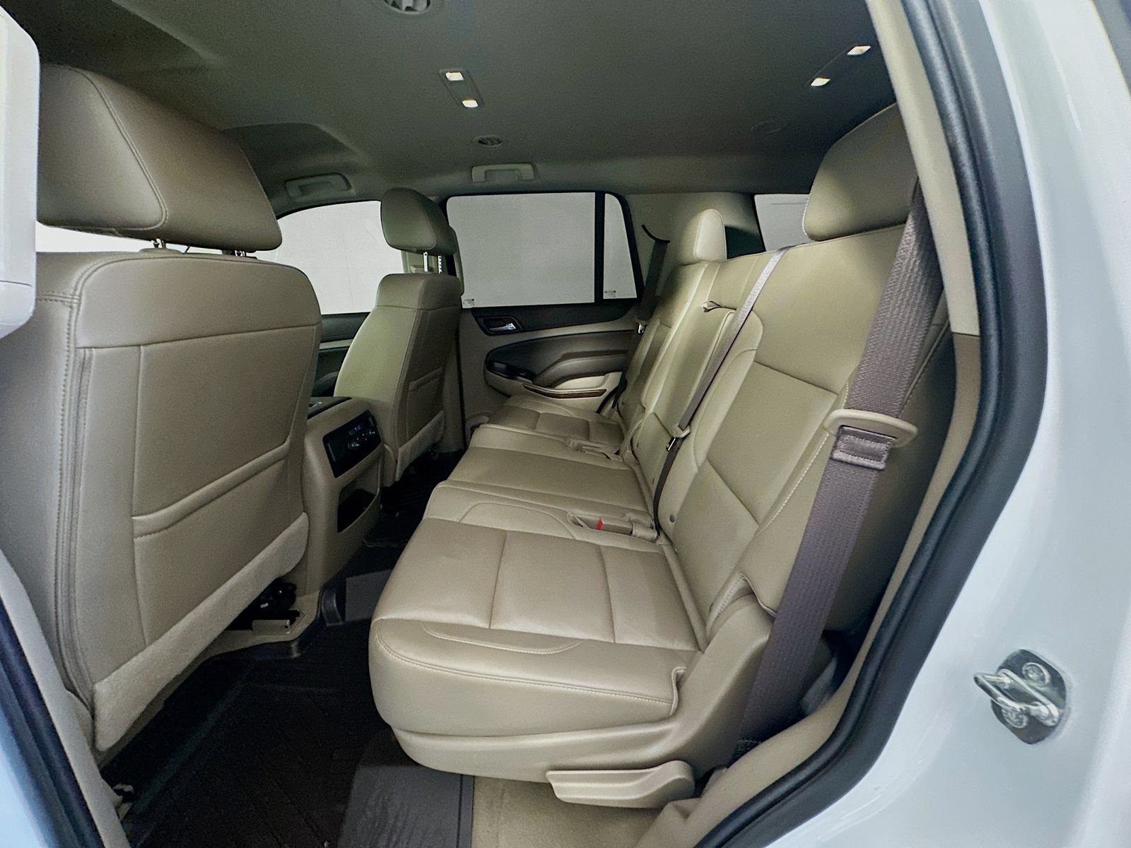 Used 2019 Chevrolet Tahoe LT w/ Luxury Package AWD/4WD image 23