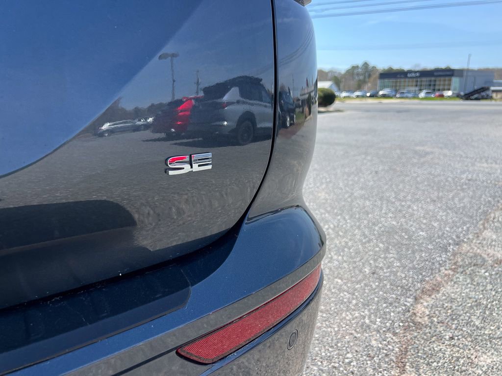 New 2026 Mitsubishi Outlander SE image 5