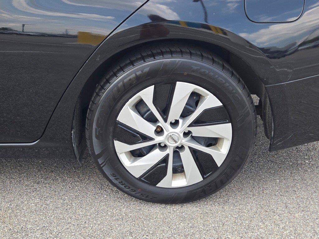 Used 2020 Nissan Altima 2.5 S FWD image 11
