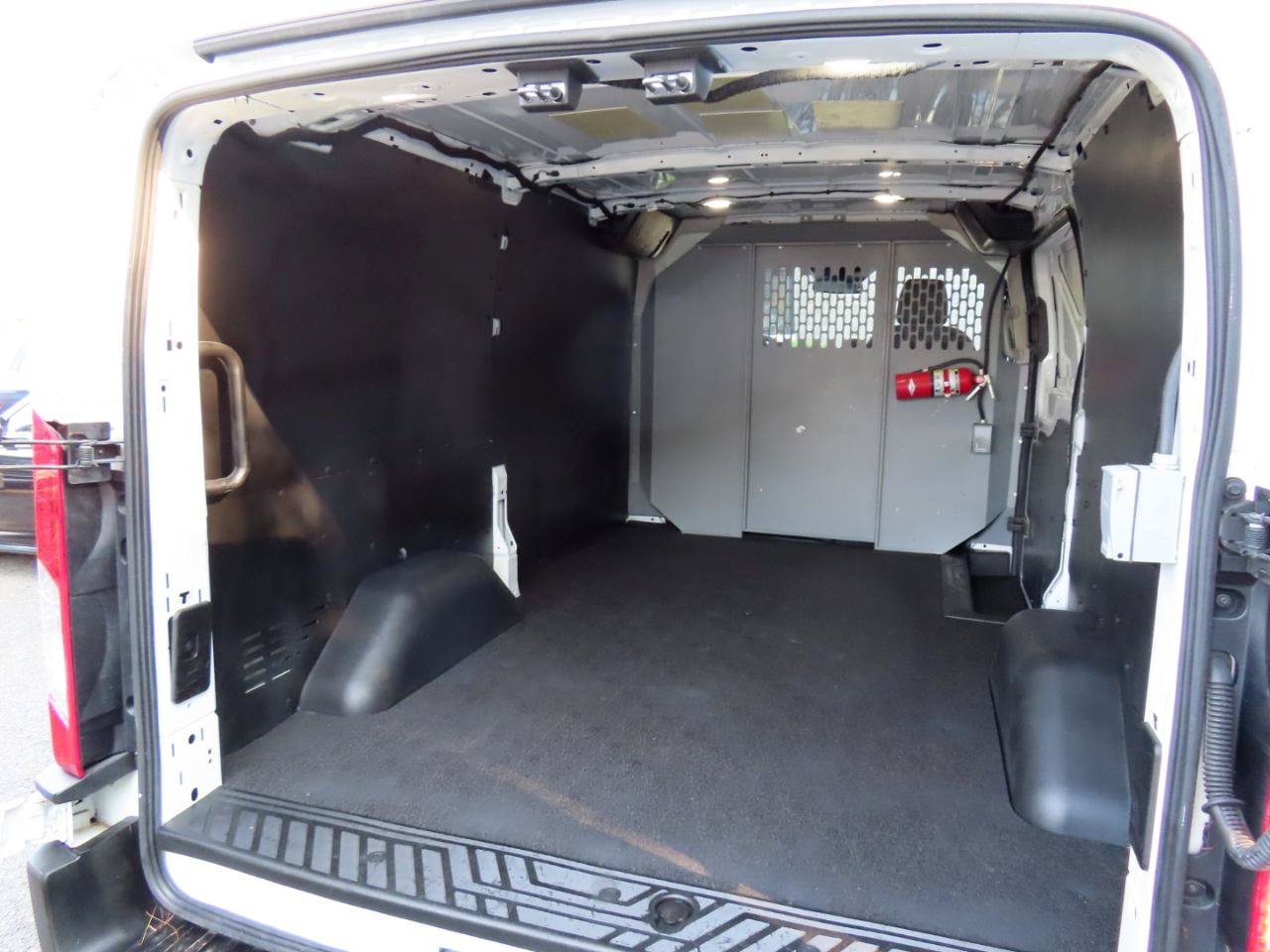 Used 2019 Ford Transit 150 130 Low Roof RWD image 22