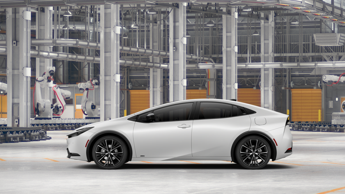 New 2027 Toyota Prius Limited w/ Limited Premium Package AWD/4WD image 4