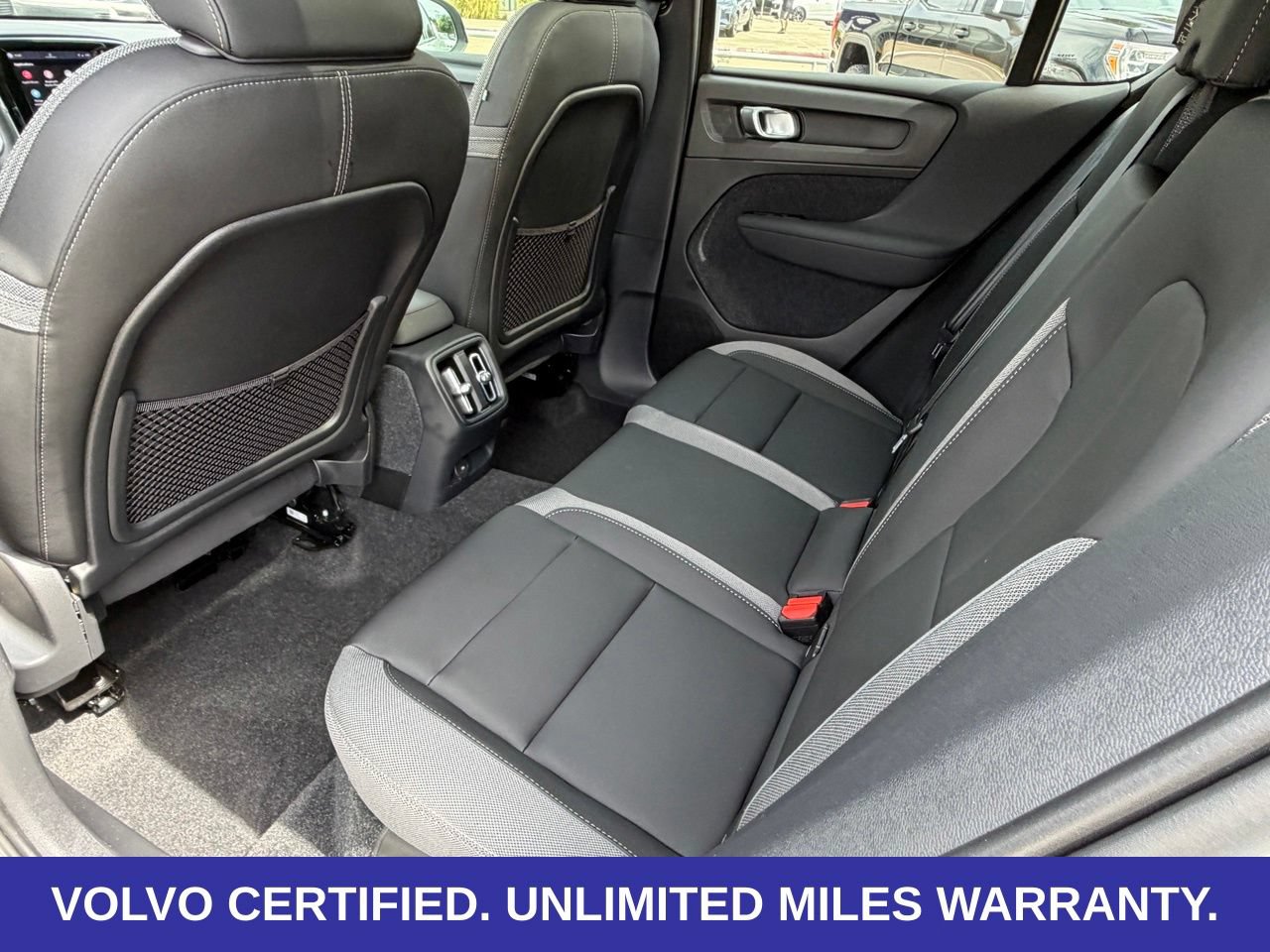 Certified 2023 Volvo C40 Recharge Core AWD/4WD image 31