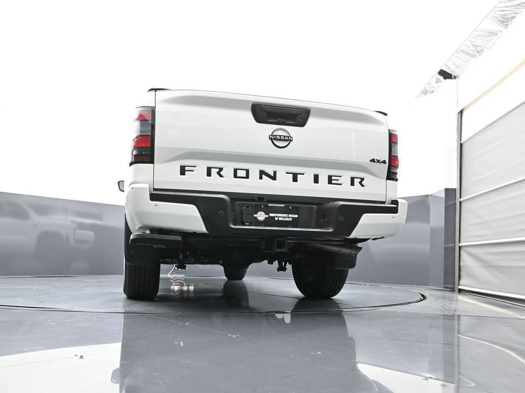 Used 2026 Nissan Frontier SV w/ Tow Package AWD/4WD image 43