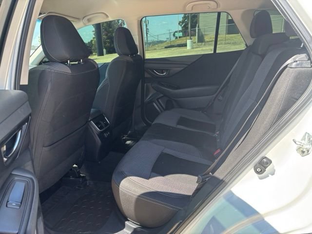 Used 2022 Subaru Outback Premium AWD/4WD image 12