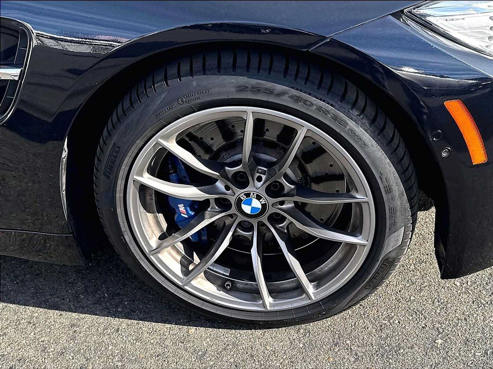 Used 2017 BMW M4 Convertible RWD image 11