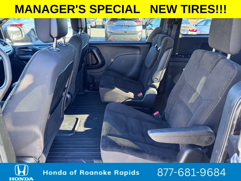 Used 2019 Dodge Grand Caravan SE image 27