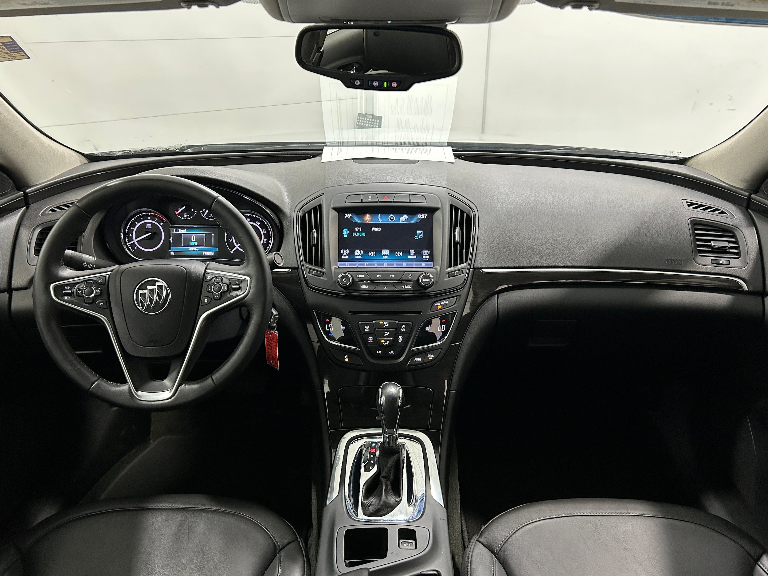 Used 2017 Buick Regal AWD image 13