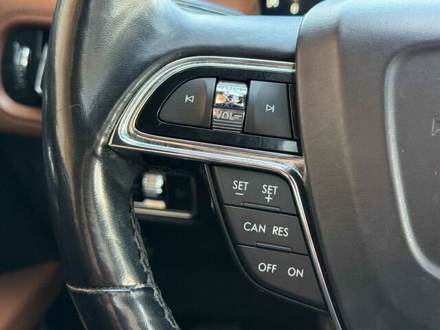 Used 2021 Lincoln Nautilus Reserve image 30