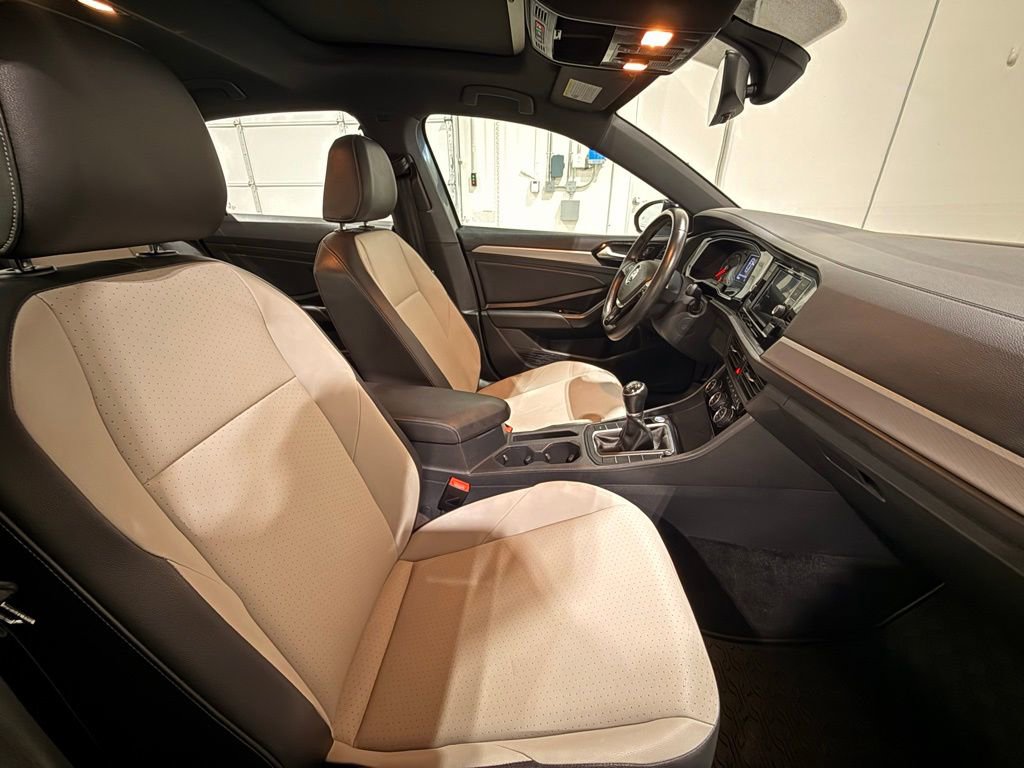 Used 2020 Volkswagen Jetta R-Line image 27