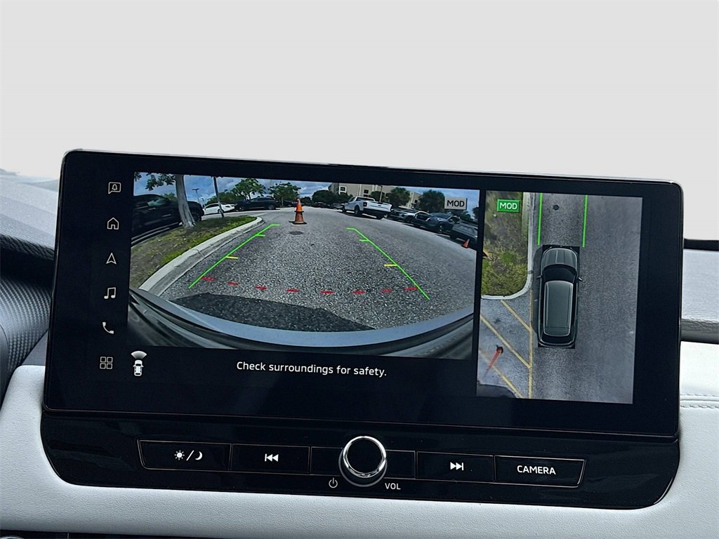 New 2025 Mitsubishi Outlander SE image 14