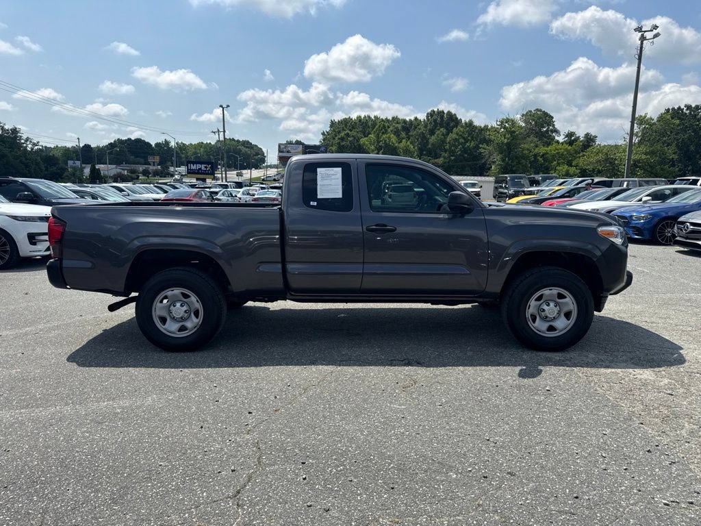 Used 2022 Toyota Tacoma SR RWD image 6