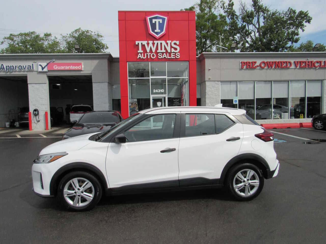 Used 2021 Nissan Kicks S