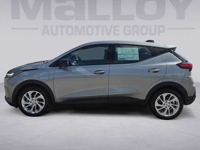 Used 2027 Chevrolet Bolt LT w/ LPO, All-Weather Package FWD image 2