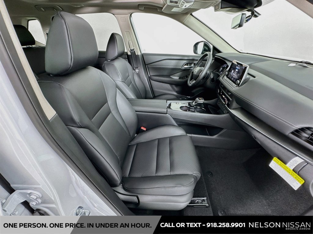 New 2026 Nissan Rogue Dark Armor FWD image 28