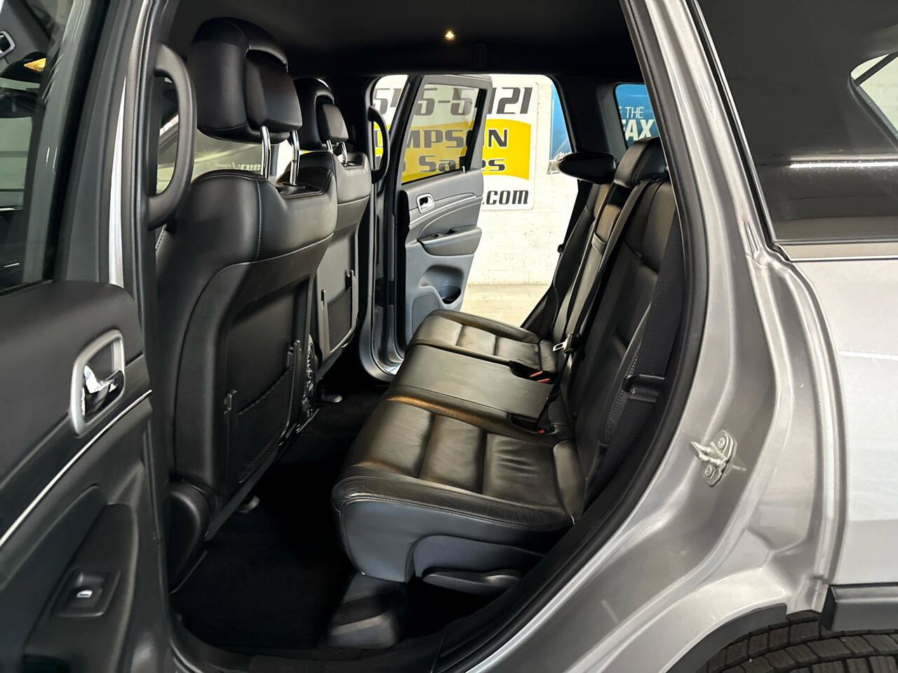 Used 2019 Jeep Grand Cherokee Limited image 28