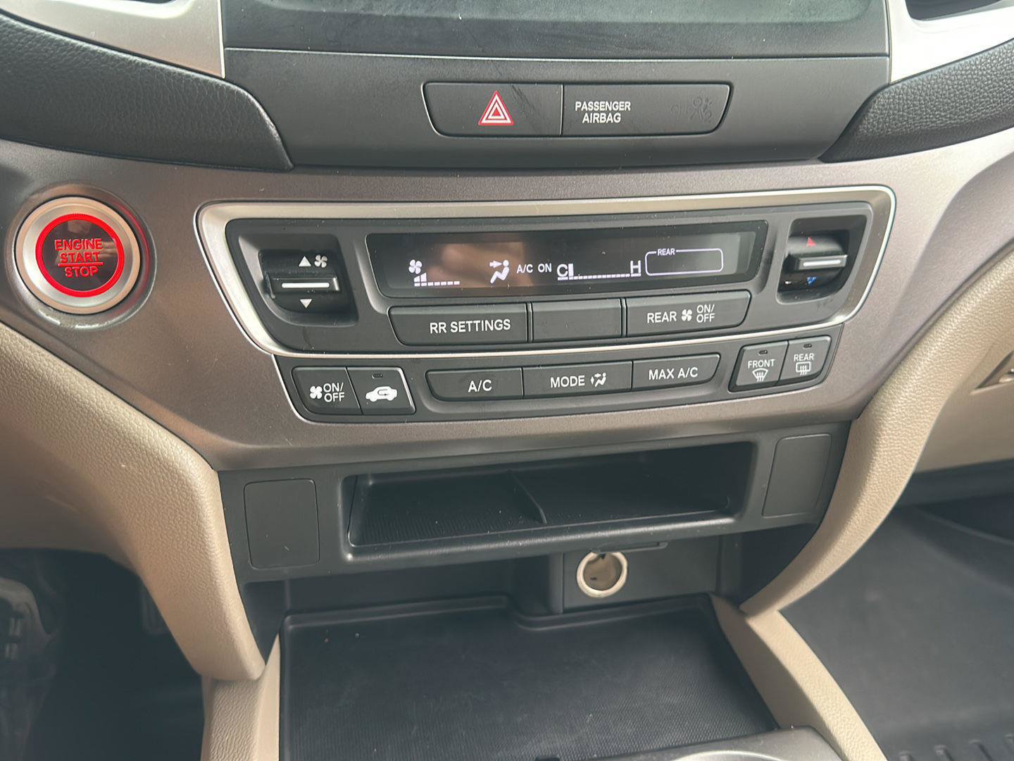 Used 2016 Honda Pilot LX image 25