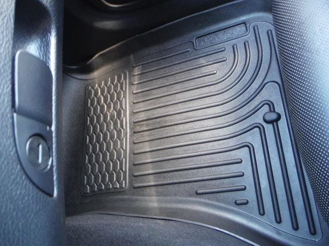 Certified 2023 Chrysler 300 C RWD image 48