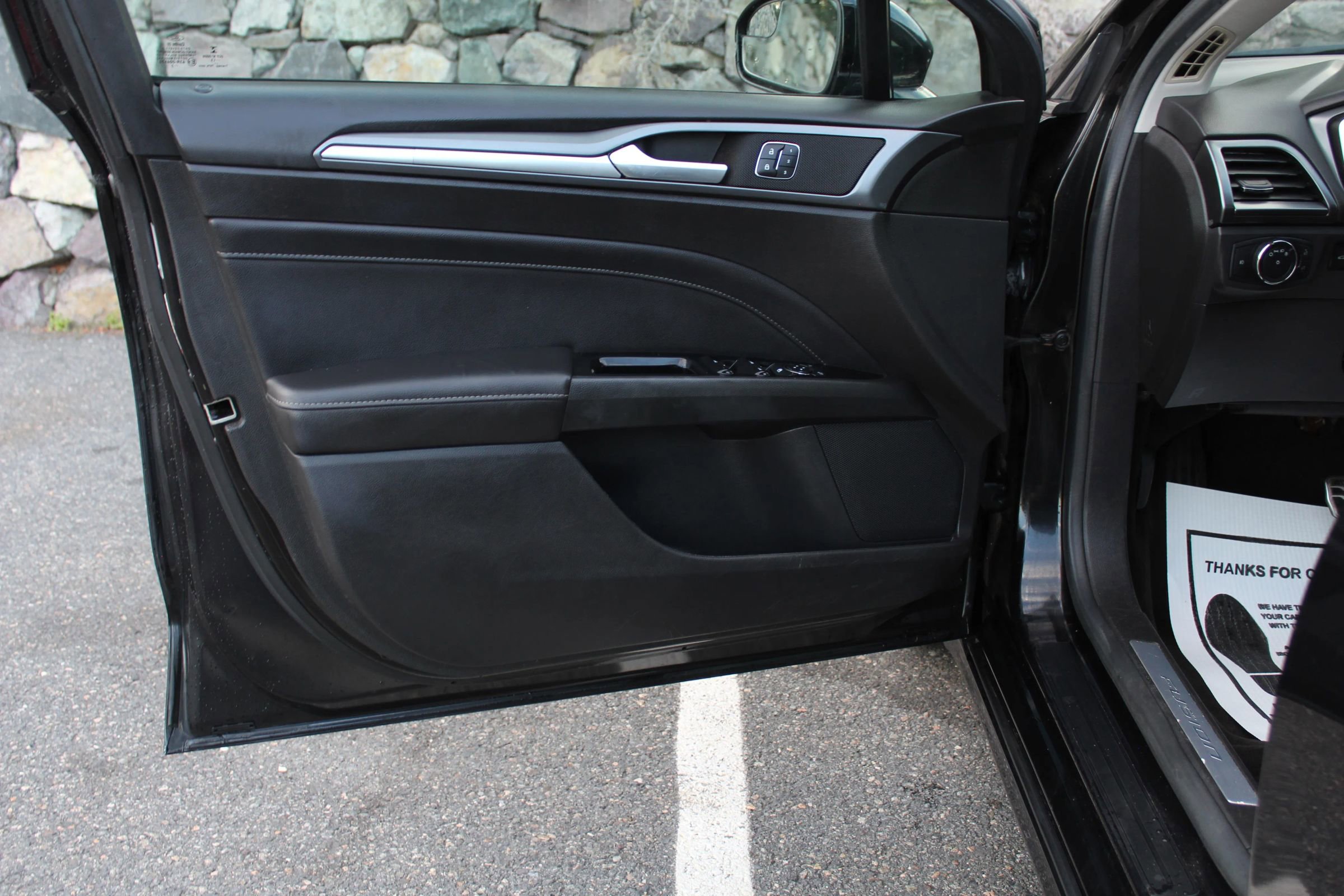 Used 2013 Ford Fusion Titanium image 12