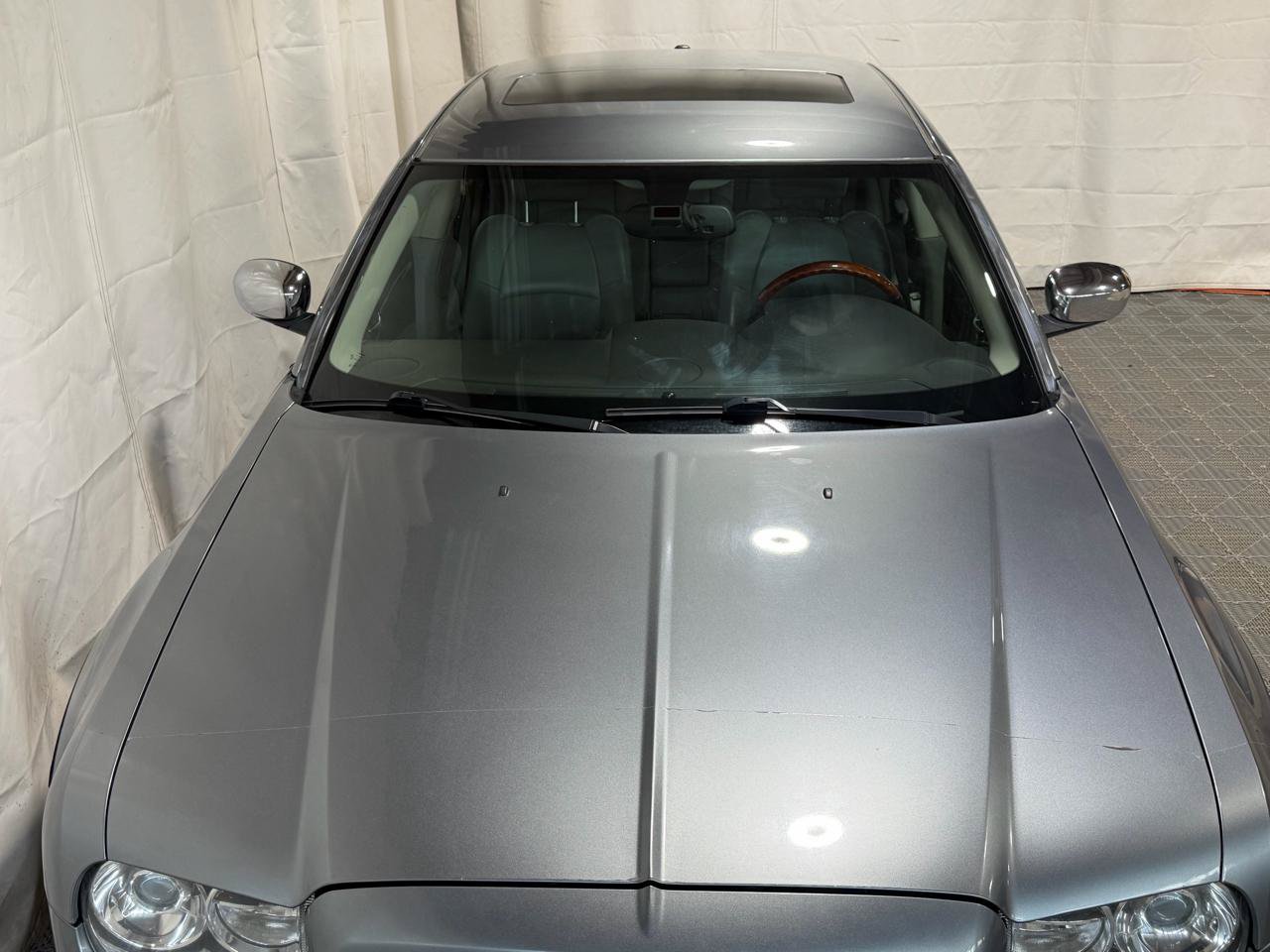 Used 2006 Chrysler 300 C w/ Navigation & Sound Group II AWD/4WD image 3