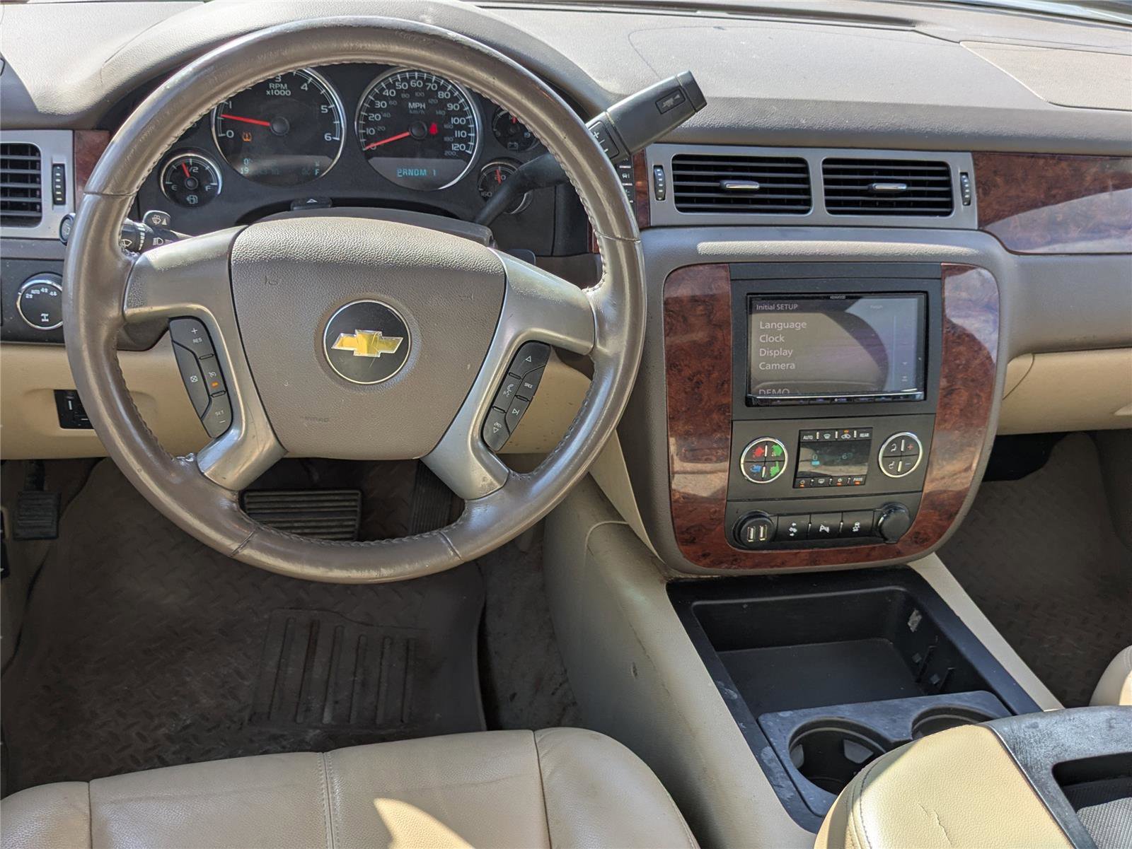 Used 2013 Chevrolet Suburban 2500 LT image 28