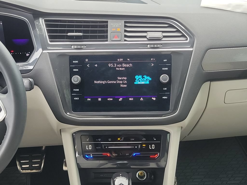 Certified 2023 Volkswagen Tiguan SE R-Line FWD image 23