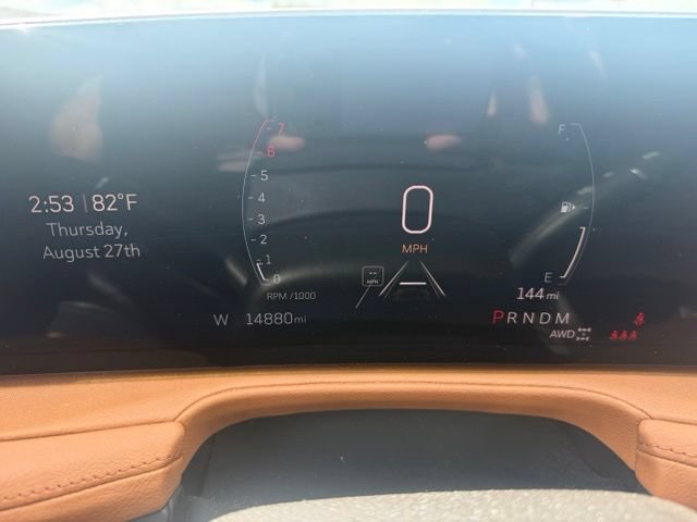 Used 2024 Cadillac XT4 Premium Luxury AWD/4WD image 19