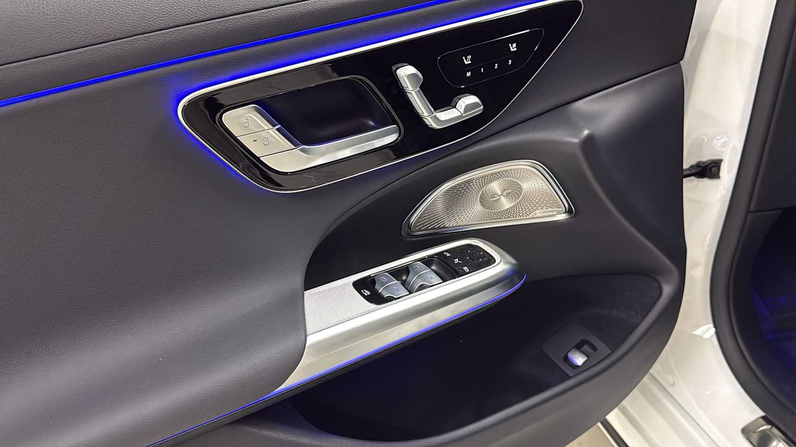 New 2027 Mercedes-Benz E 450 4MATIC Sedan image 15