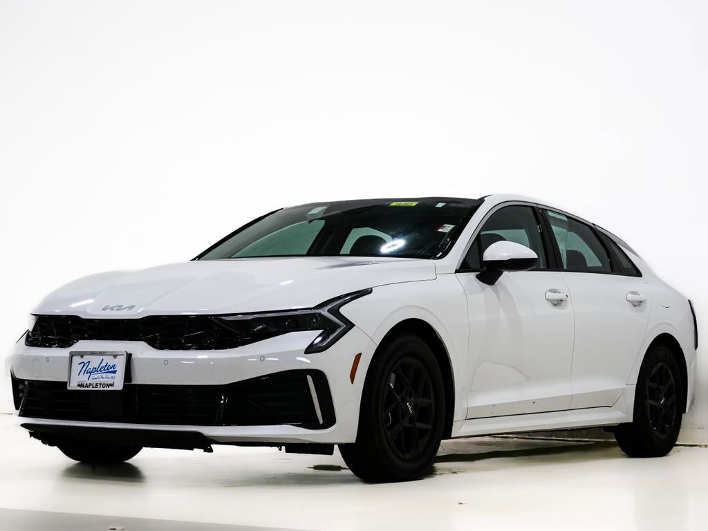 Used 2025 Kia K5 LXS image 3