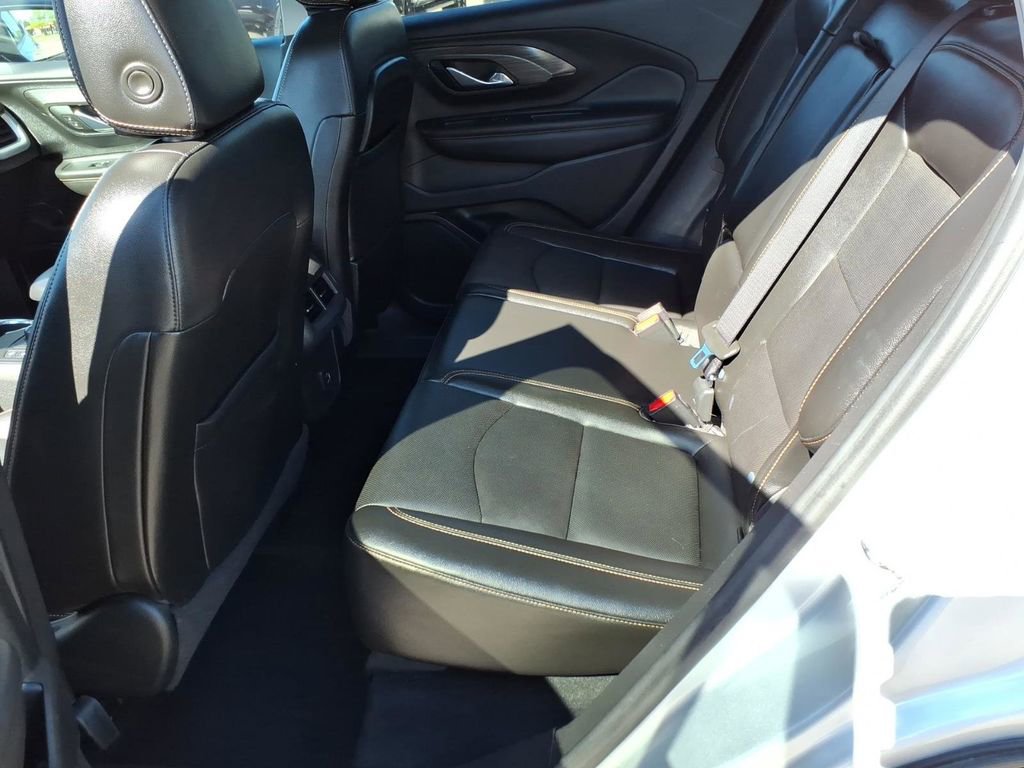 Used 2021 GMC Terrain SLT w/ LPO, Floor Liner Package AWD/4WD image 11
