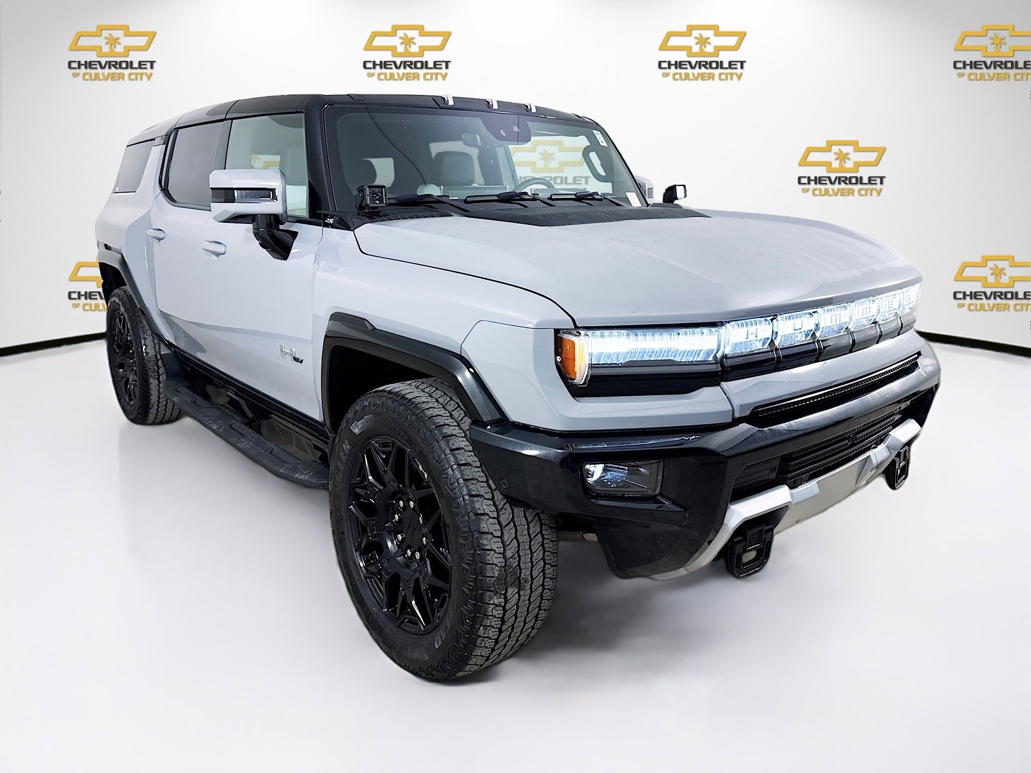 Used 2024 GMC Hummer EV 2X w/ LPO, Illumination Package