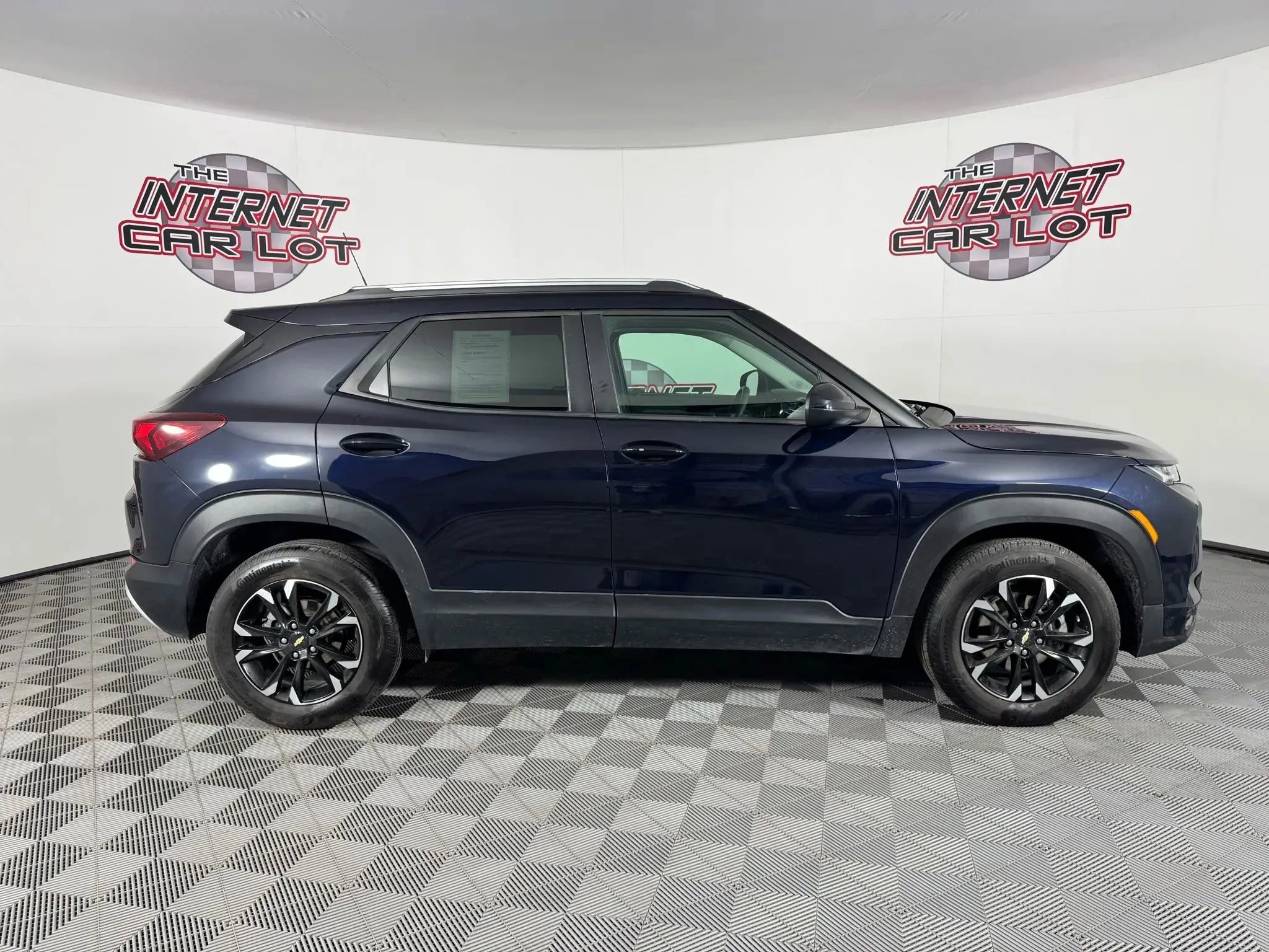 Used 2021 Chevrolet TrailBlazer LT w/ Convenience Package image 8