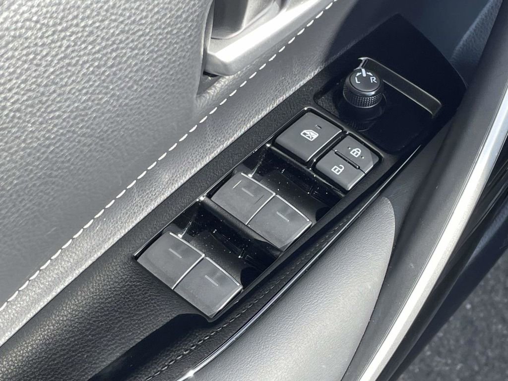 Used 2025 Toyota Corolla XSE image 24