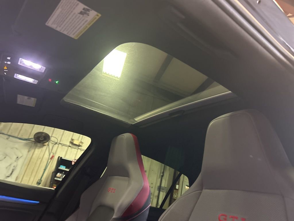 Used 2024 Volkswagen GTI Autobahn image 20