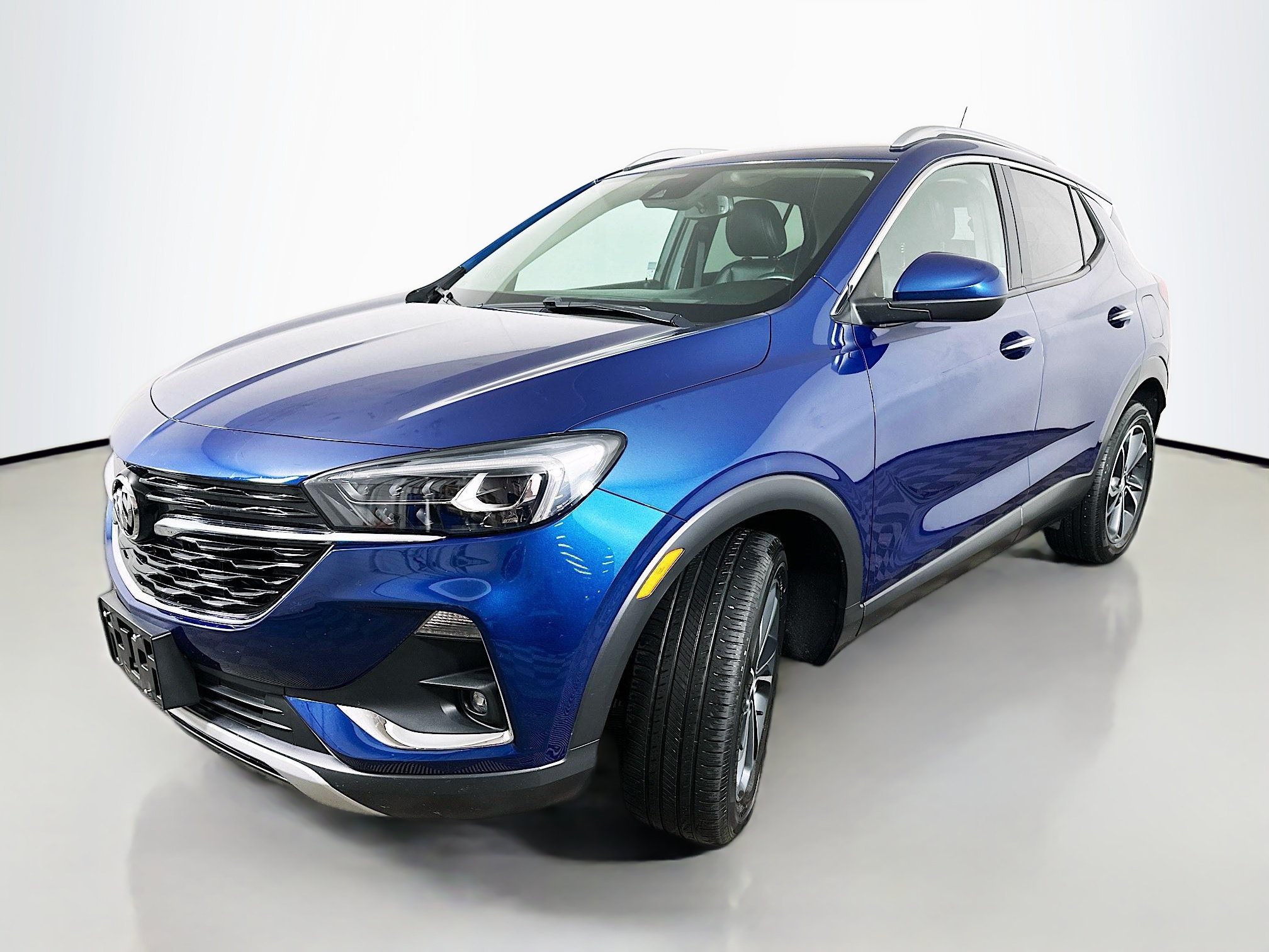 Used 2020 Buick Encore GX Essence FWD image 3