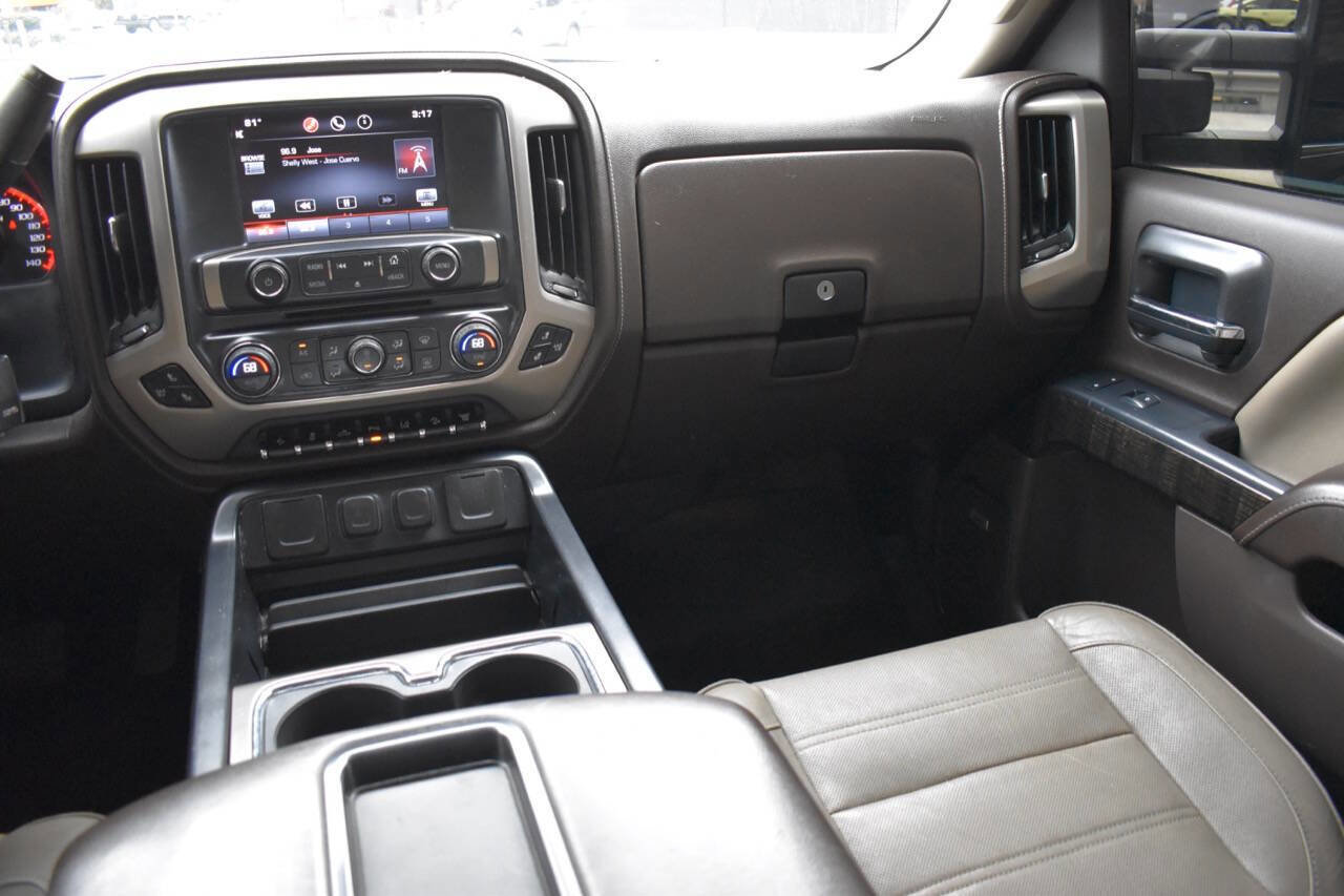 Used 2015 GMC Sierra 3500 Denali w/ Duramax Plus Package image 47