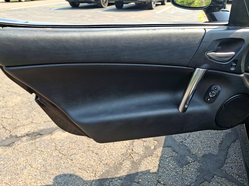 Used 2004 Dodge Viper SRT-10 RWD image 17