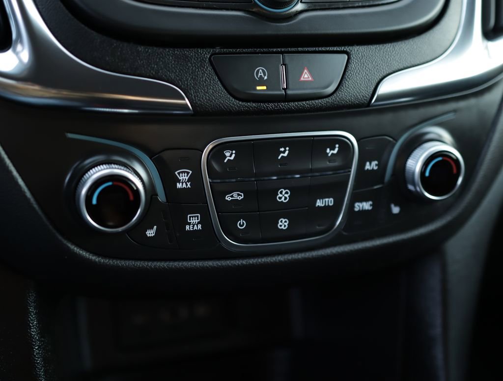 Used 2024 Chevrolet Equinox LT w/ LPO, Floor Liner Package image 15