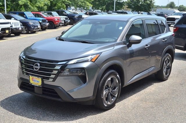 Used 2024 Nissan Rogue SV AWD/4WD image 4