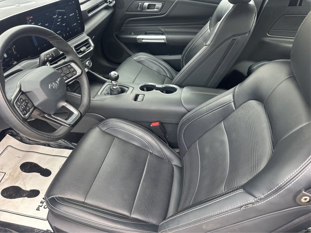 Used 2025 Ford Mustang GT Premium RWD image 12
