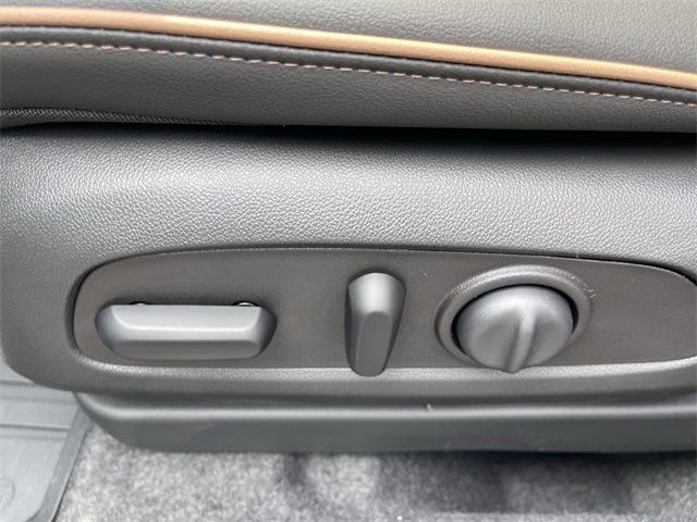 New 2025 Buick Envista Avenir image 12