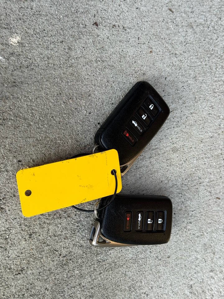 Used 2015 Lexus RC F w/ Premium Package image 14