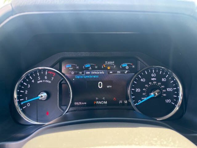 Used 2020 Ford Expedition XLT w/ Equipment Group 202A RWD image 14