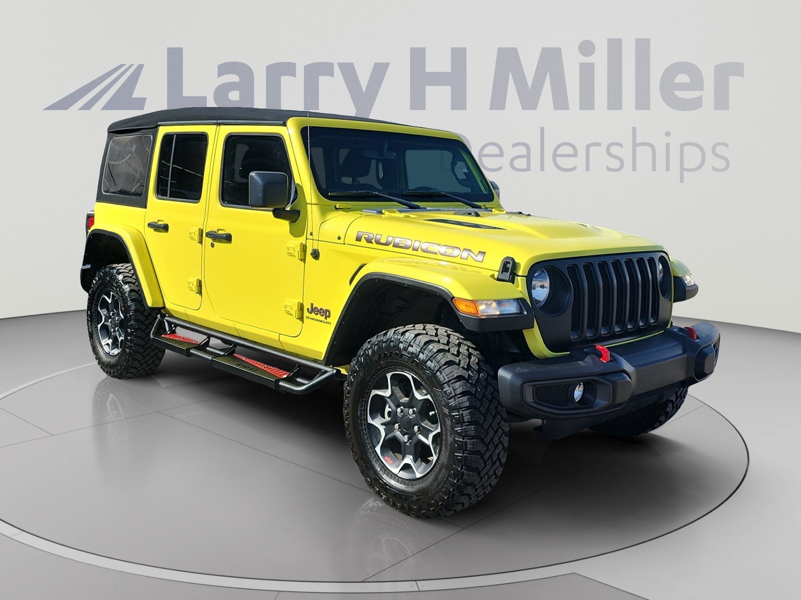 Used 2023 Jeep Wrangler Unlimited Rubicon w/ Cold Weather Group AWD/4WD image 7