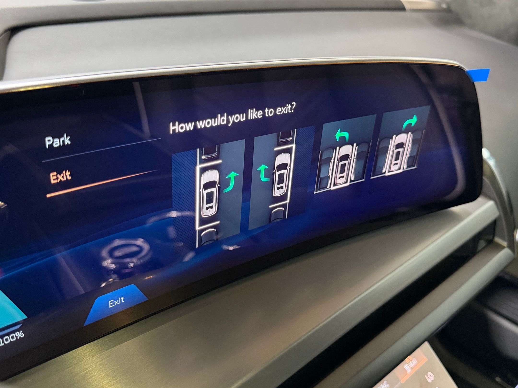 New 2027 Cadillac Vistiq Platinum AWD/4WD image 34