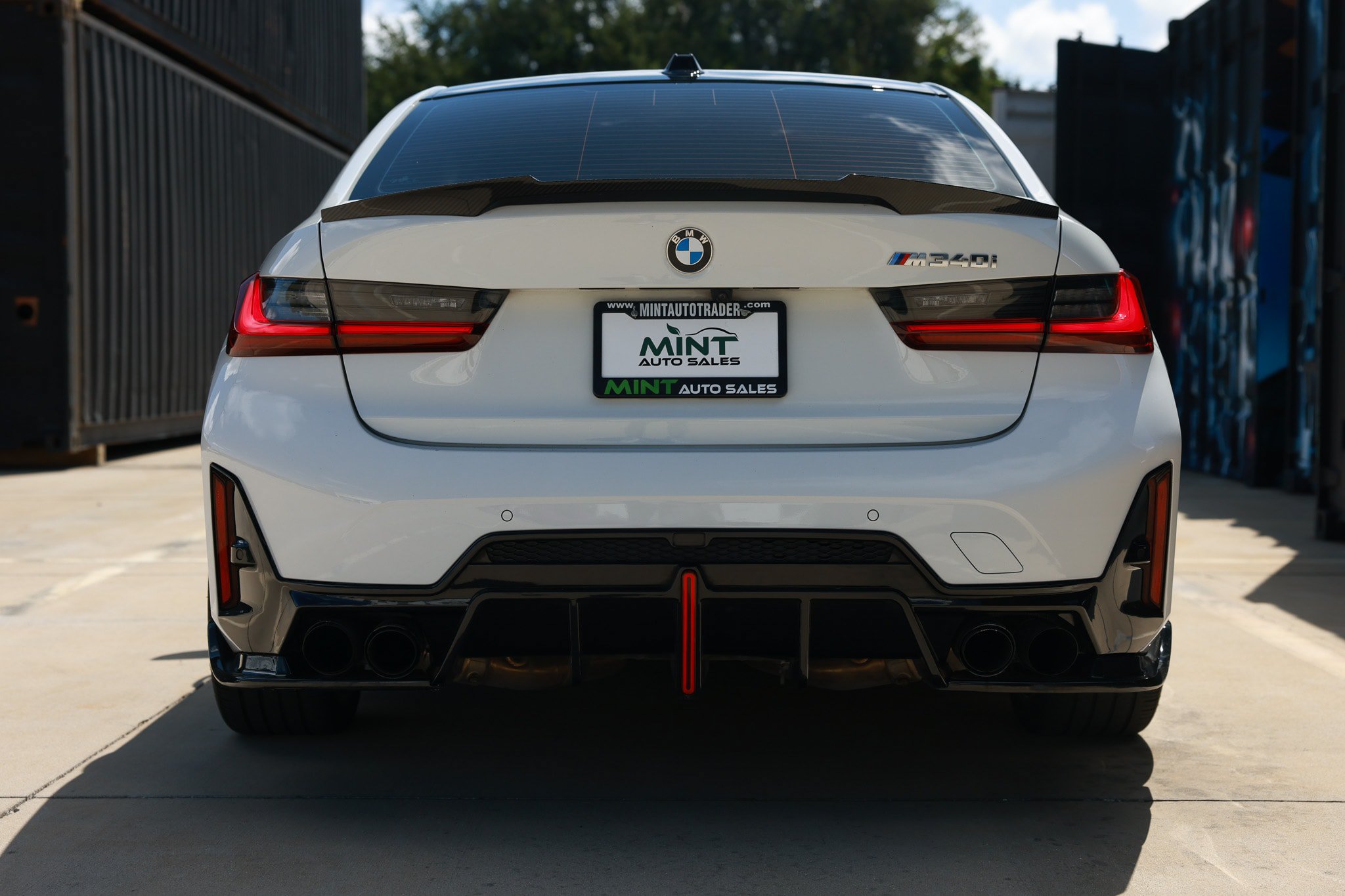 Used 2025 BMW M340i w/ Premium Package RWD image 11
