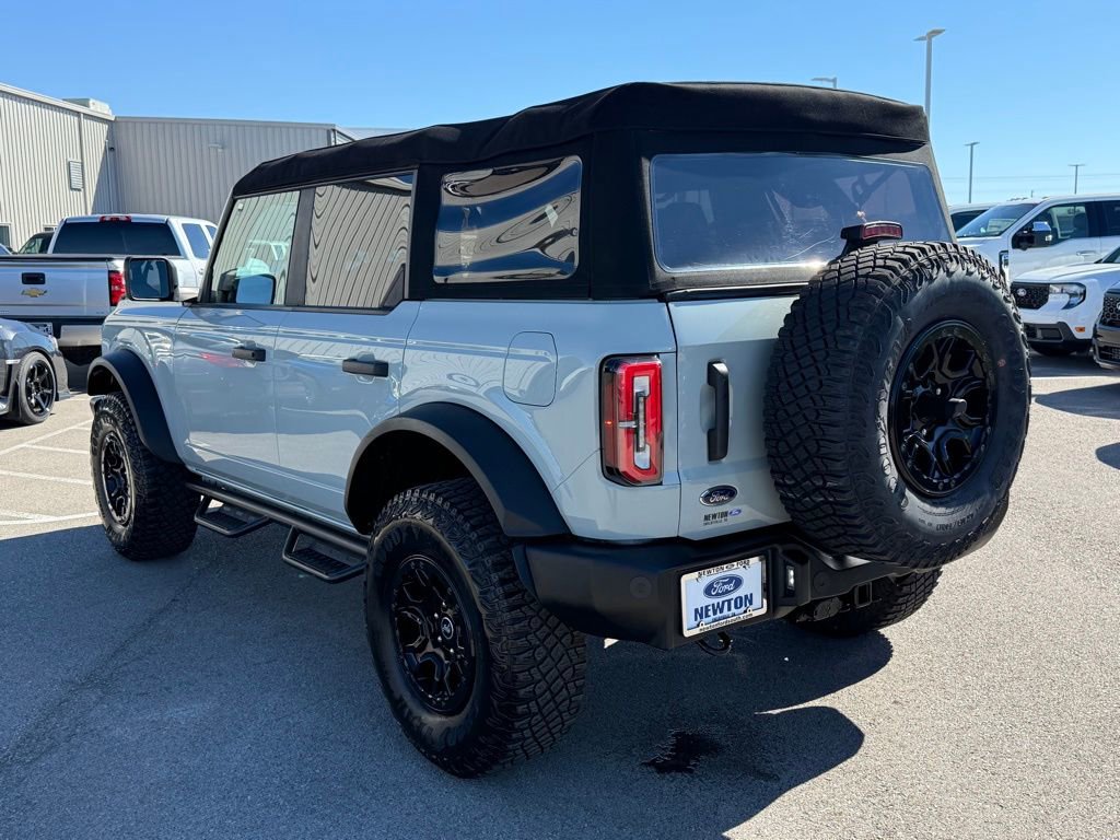 Used 2023 Ford Bronco Wildtrak image 39