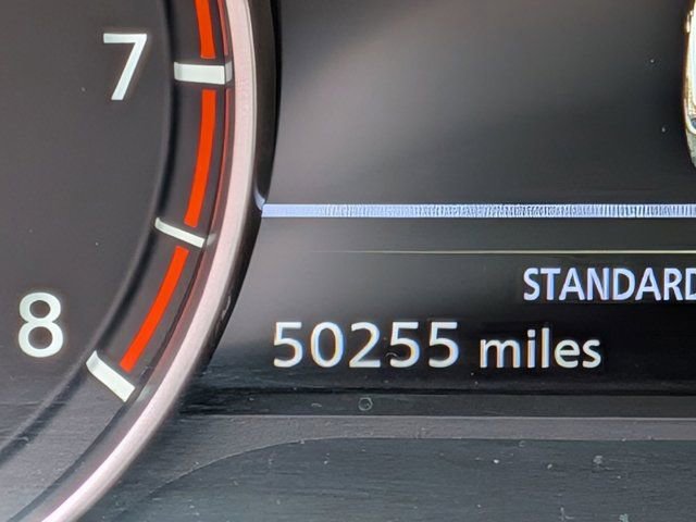 Used 2022 Nissan Rogue SV image 25