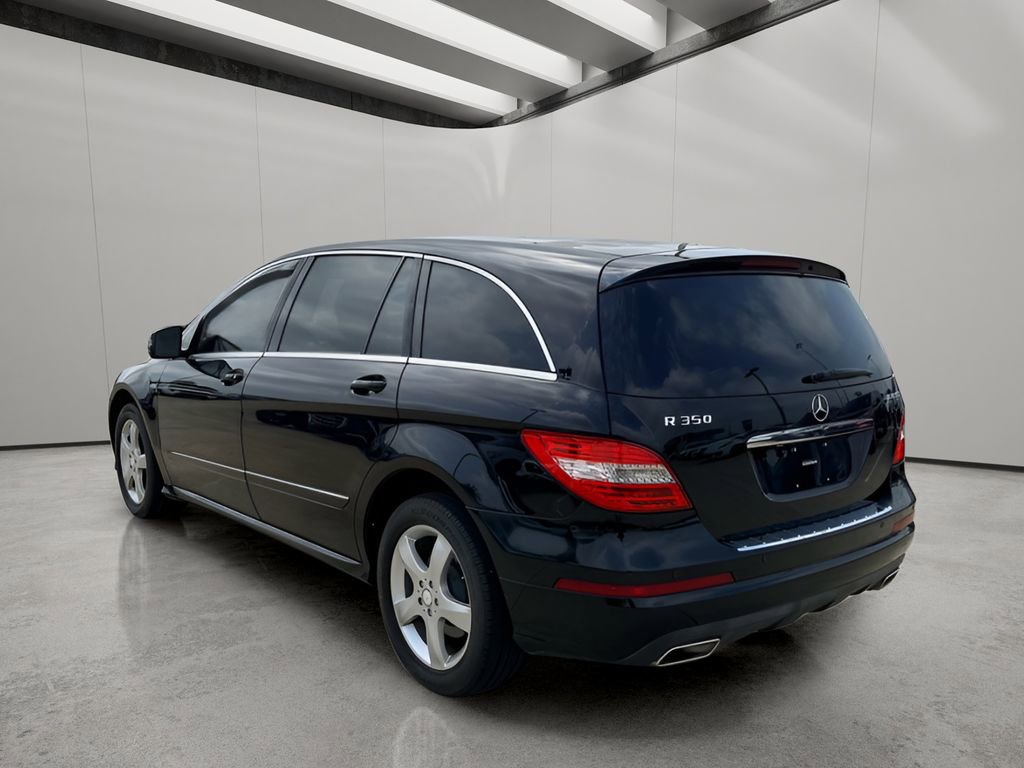 Used 2012 Mercedes-Benz R 350 BlueTEC 4MATIC image 3